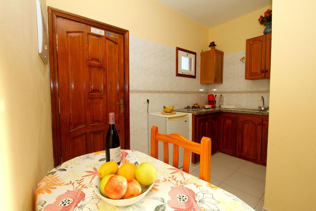 Pension Candelaria Valle Gran Rey Rum bild